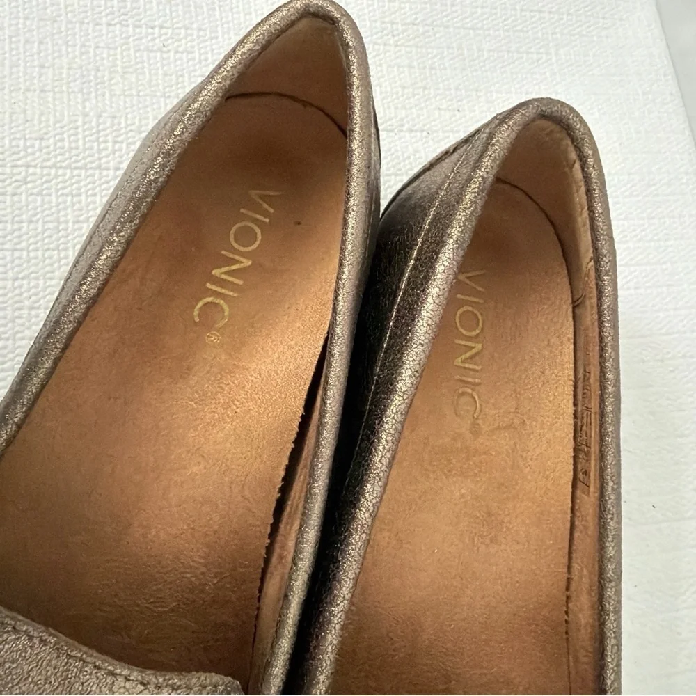 Vionic Debbie Metallic Flats Women’s Size 7.5 Comfort Shoes Slip On New